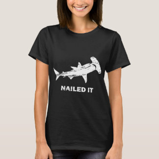 nailed het haai t-shirt