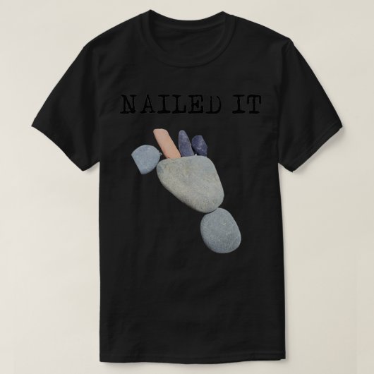 Nailing it rock bigfoot t-shirt (Design voorkant)