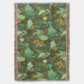 Naive Art Lush Garden Tapestry in groen en blauw Deken (Voorkant Verticaal)