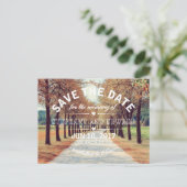 Najaar Trees Avenue sparen het Briefkaart van de D (Staand voorkant)