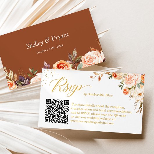 Najaars Gold Floral Wedding Online RSVP QR Code Informatiekaartje