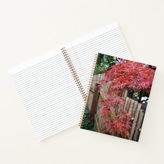 Najaars Japanse apelbladeren en omheining Notitieboek (Binnen)