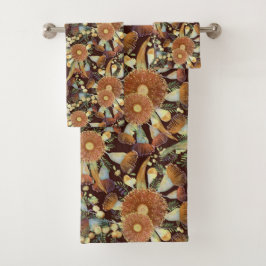 Najaarspatroon met eucalyptus en waterspatroon bad handdoek