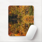 Najaarsreflectie op Coffin Pond Muismat (Met muis)