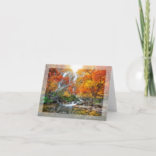 Najaarswaterval en rivier met aangepaste tekst kaart (Voorkant)