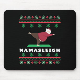 Namasleigh Kerstman doet yoga Muismat