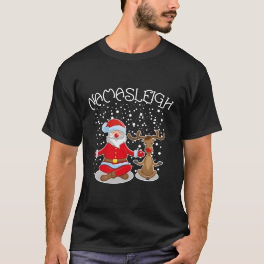 Namasleigh Mediterende Santa Rudolph Namaste T-shirt (Voorkant)
