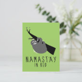 namast 'ay in bed luiaard briefkaart (Staand voorkant)
