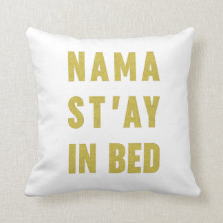 Namast'ay in Bed Faux Gold Glitter Pillow Kussen