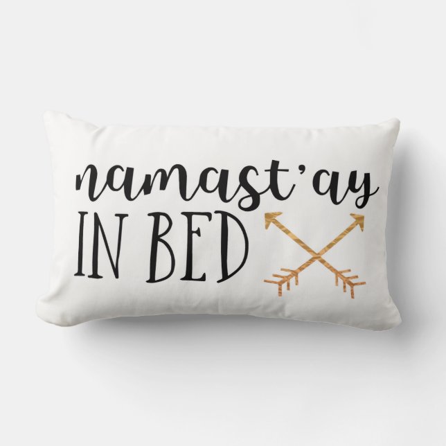 "Namast'ay in Bed" Kussen (Voorkant)