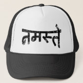 Namaste (न स् ते) - Manuscript Devanagari {Verstoo Trucker Pet (Voorkant)