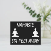 Namaste 6 Feet weg Briefkaart (Staand voorkant)