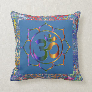 Namaste Aum Om & Lotus met  regenbooggrens Kussen