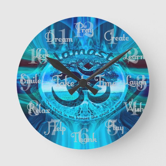 Namaste Blue Rainbow Ronde Klok (Voorkant)