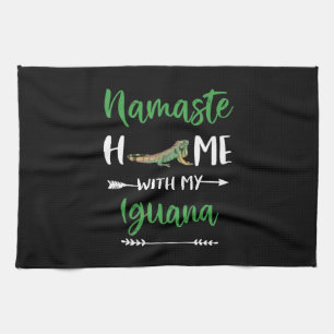 Namaste Home met mijn Iguana Funny Iguana en Yoga Theedoek