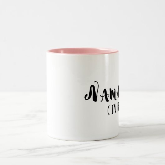 Namaste in Bed Tweekleurige Koffiemok (Center)