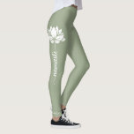 Namaste Lotus Flower Moderne Personalized Name Leggings<br><div class="desc">De Leggings van Namaste Lotus Flower Moderne Personalized Name Sports Fitness Yoga kenmerkt een lotusbloem met de tekst "namaste"in modern hand lettered kalligrafiekmanuscript en gepersonaliseerd met jouw naam. Perfect geschenk voor vrienden en familie voor verjaardag,  Kerstmis,  Moederdag,  beste vrienden,  yoga-liefhebbers,  fitness en sport. Ontworpen door © Evco Studio www.zazzle.com/store/evcostudio</div>