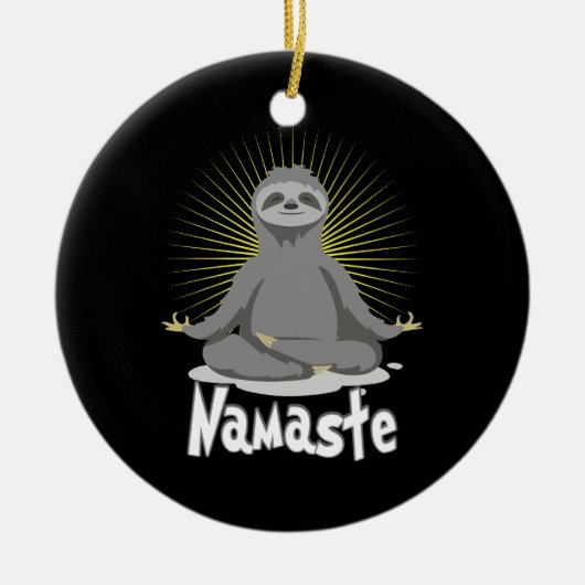 Namaste Meditating Yoga Sloth Keramisch Ornament (Voorkant)