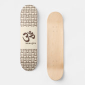 Namaste met Om Symbol Brown en Cream Skateboard (Voorkant)