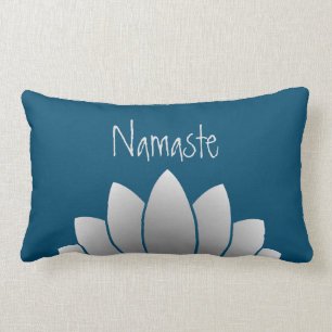 Namaste Modern Lotus Floral Kussen