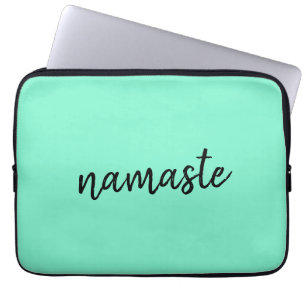 Namaste   Neo Mint Green Modern Yoga Spiritueel Laptop Sleeve
