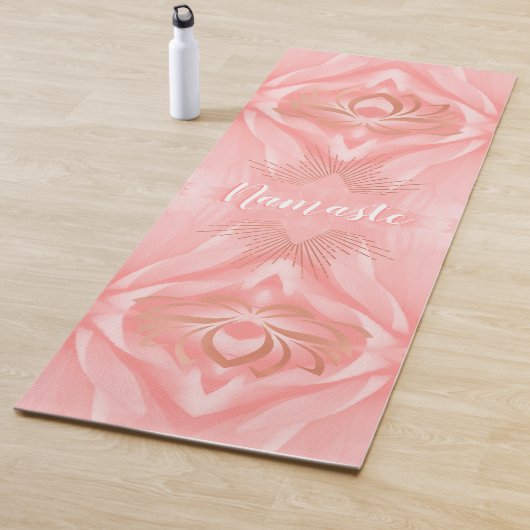 Namaste Pink Petals Lotus Flower - Aangepast Yogamat (In situ)