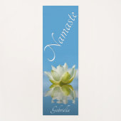 Namaste Reflecting White Lotus Flower w / Naam Bla Yogamat (Voorkant)