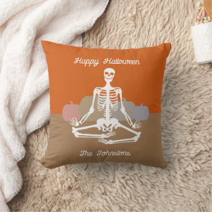 Namaste Skeleton Persoonlijke achternaam Kussen