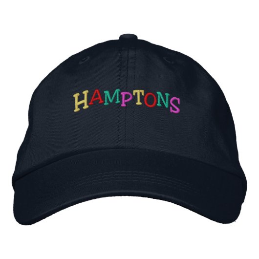 Namedrop Nation_Hamptons met meerdere kleuren Geborduurde Pet (Voorkant)