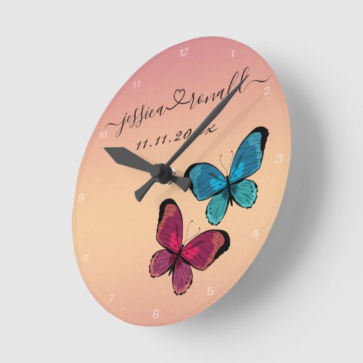 Namen en datum huwelijkscadeautjes op maat van Roo Ronde Klok (Hoek)