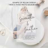 Namen in informele script bruiloft overlay vellum uitnodigingen