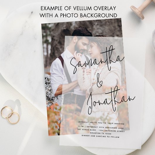 Namen in informele script bruiloft overlay vellum uitnodigingen