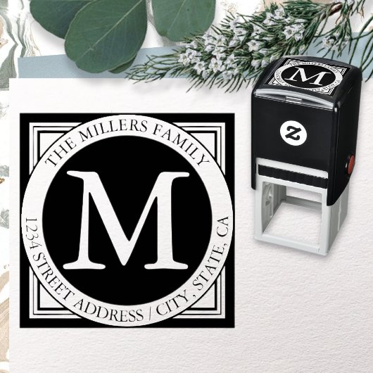 Namen, initiële van de achternaam en retouradres zelfinktende stempel