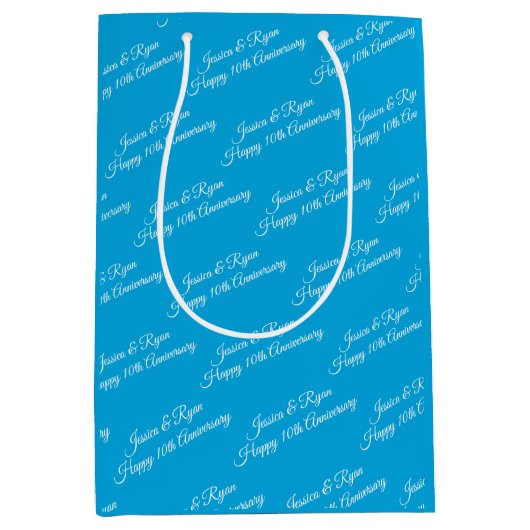 Namen, Jubileum jaar, wit script, Sky Blue Medium Cadeauzakje (Voorkant)
