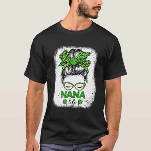 Nana Clover Messy Bun Leopard Funny St Patrick's T-shirt (Voorkant)