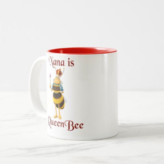 Nana is Queen Bee Tweekleurige Koffiemok (Voorkant links)
