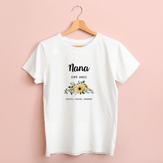 Nana |  rustieke zonnebloem en namen t-shirt