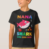 Nana Shark Shirt, Vaderdag cadeau van vrouw zoon D T-shirt (Voorkant)