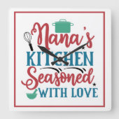 Nana's Keuken Doorspekt met Liefde Vierkante Klok (Voorkant)