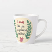 Nanas zoals jij zijn kostbaar en weinig oma-vogel latte mok (Rechts)
