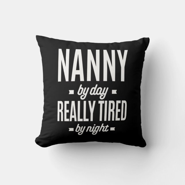 Nanny-by-Day is echt vervloekt van nacht Kussen (Voorkant)