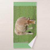 Nantaise-koe in een veld badhanddoek (Badhanddoek)
