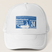 Nantucket Beach Permit 2024 blauw Trucker Pet (Voorkant)
