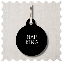 Nap King Grappige Moderne Zwarte Hond ID Ronde Pet Huisdierpenning