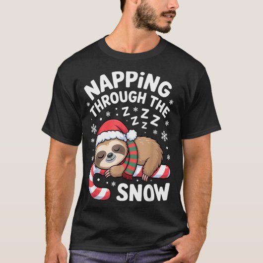 Napng Through The Snow Funny Sloth Candy Cane Xmas T-shirt (Voorkant)