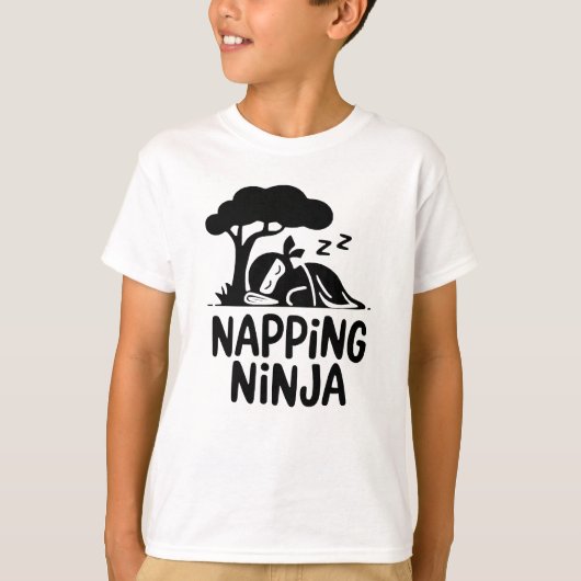 Napping Ninja - Schattigee slaperige Ninja Art Fun T-shirt (Voorkant)