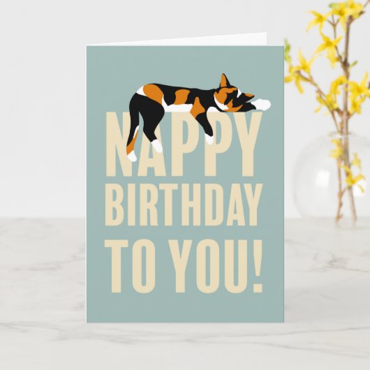 Nappy Birthday Sleeping Calico Cat Kaart (Gele Bloem)