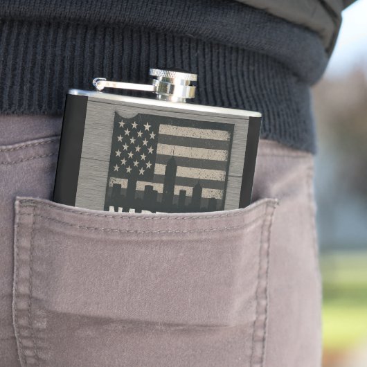 Naptown Geboren en getogen fles Heupfles (Voorbeeld)