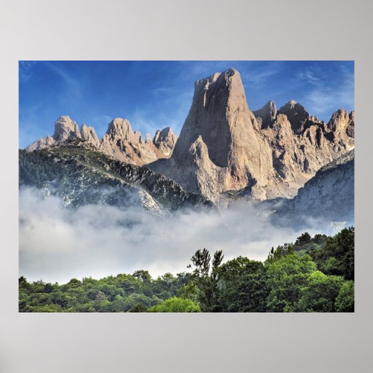 Naranjo de Bulnes, Limestone Park, Spanje Poster (Voorkant)