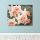 Narcissen Perzik Canvas Afdruk (Insitu (Houten vloer))